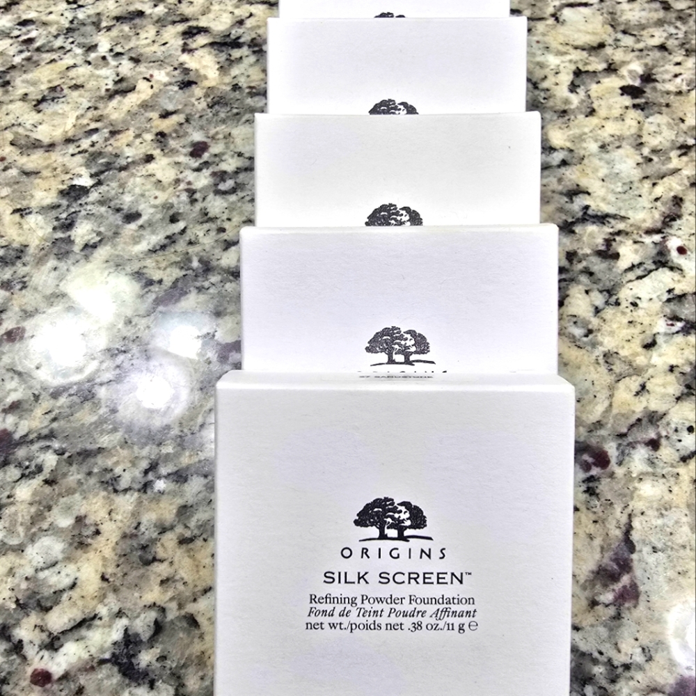 Origins Silk Screen Refining Powder Color: Sandstone